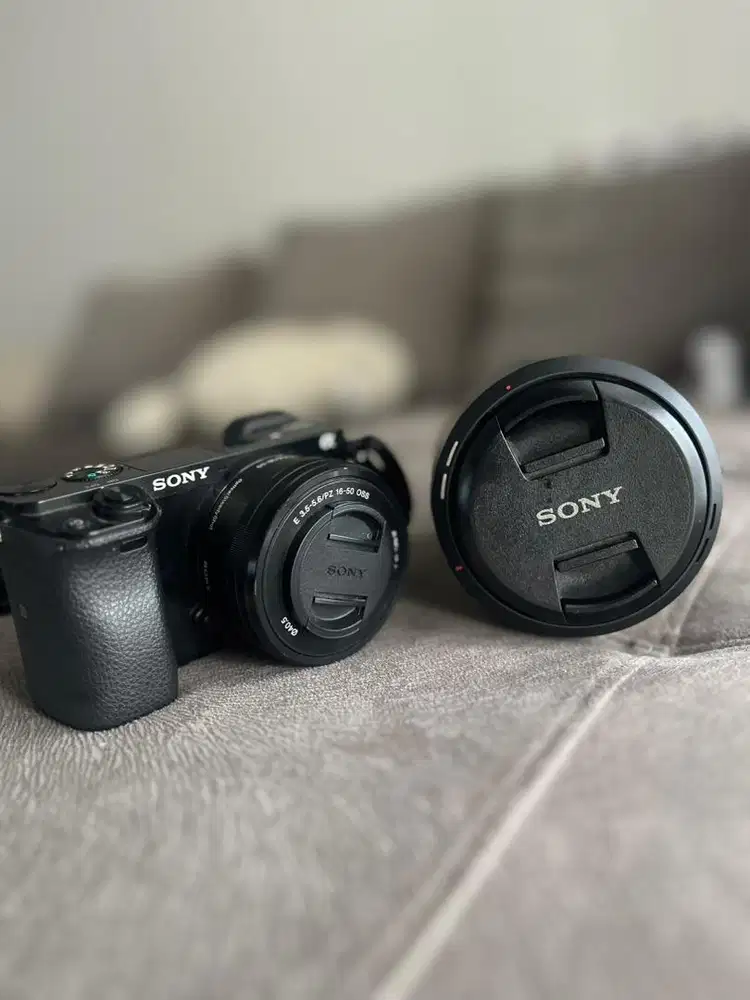 Dijual Kamera Sony a6000 & lensa E 18-105