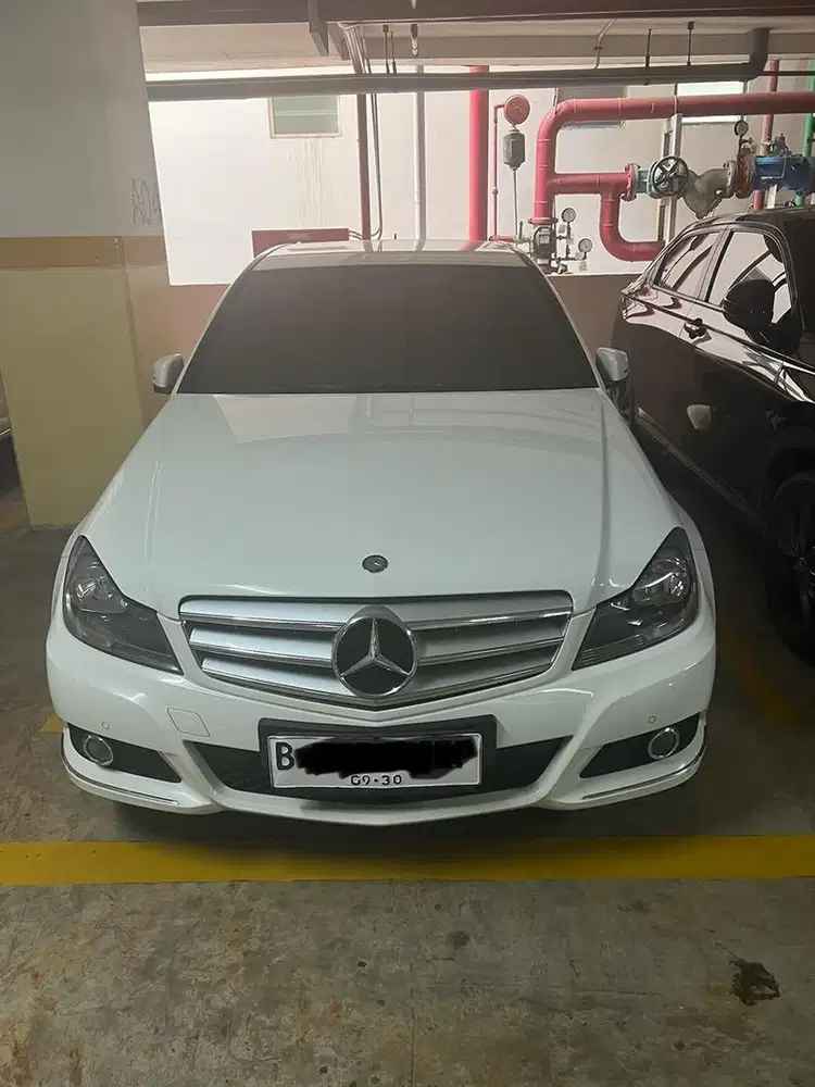 Jual c200 2012 avantgarde