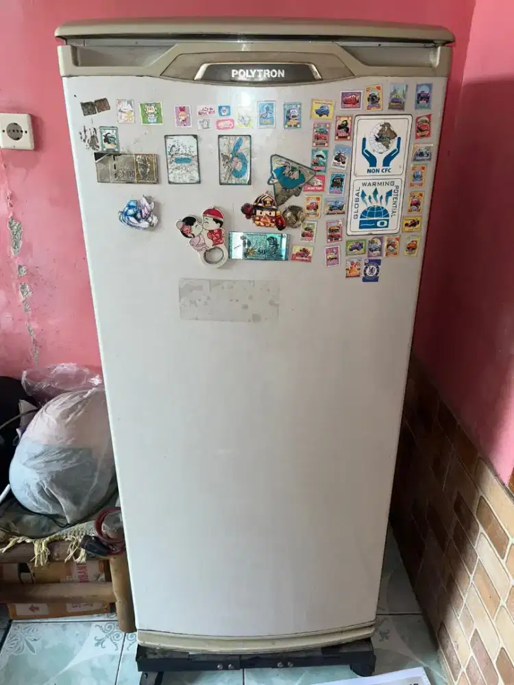 Kulkas polytron 1 pintu