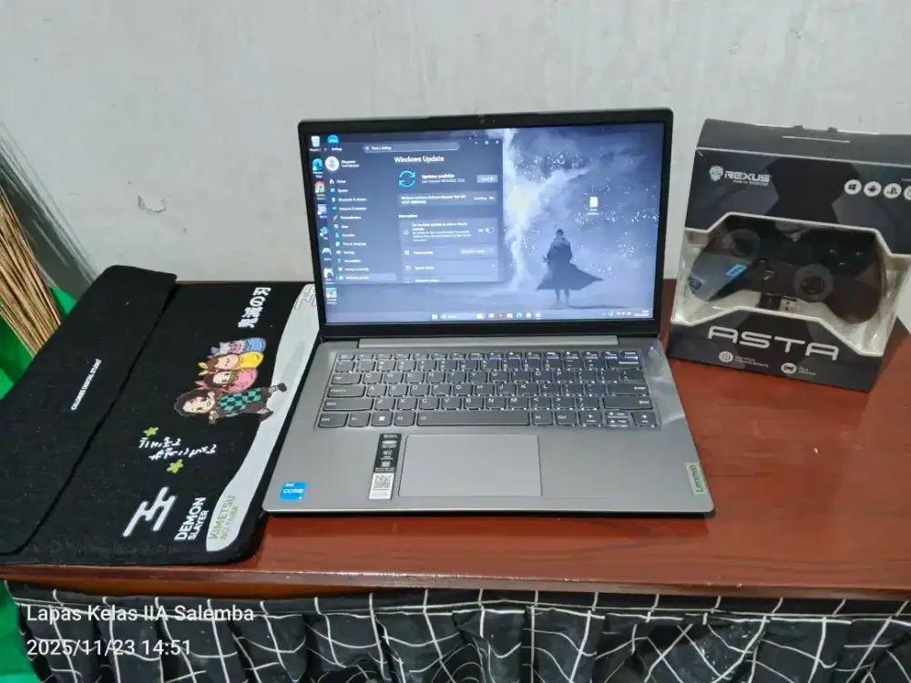 Laptop kerja/sekolah Lenovo IdeaPad Slim 3 i3 gen 12 baru RAM 8GB/256