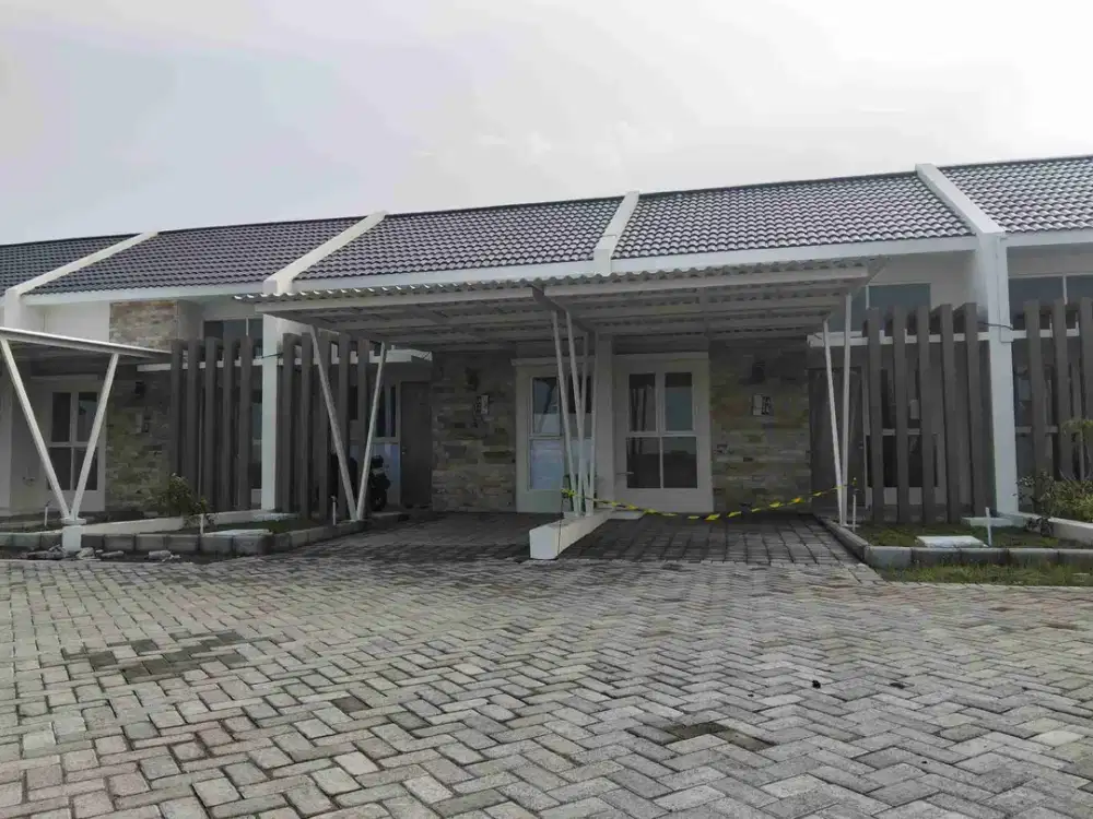 dijual cepat rumah SHM the cemandi dekat Surabaya