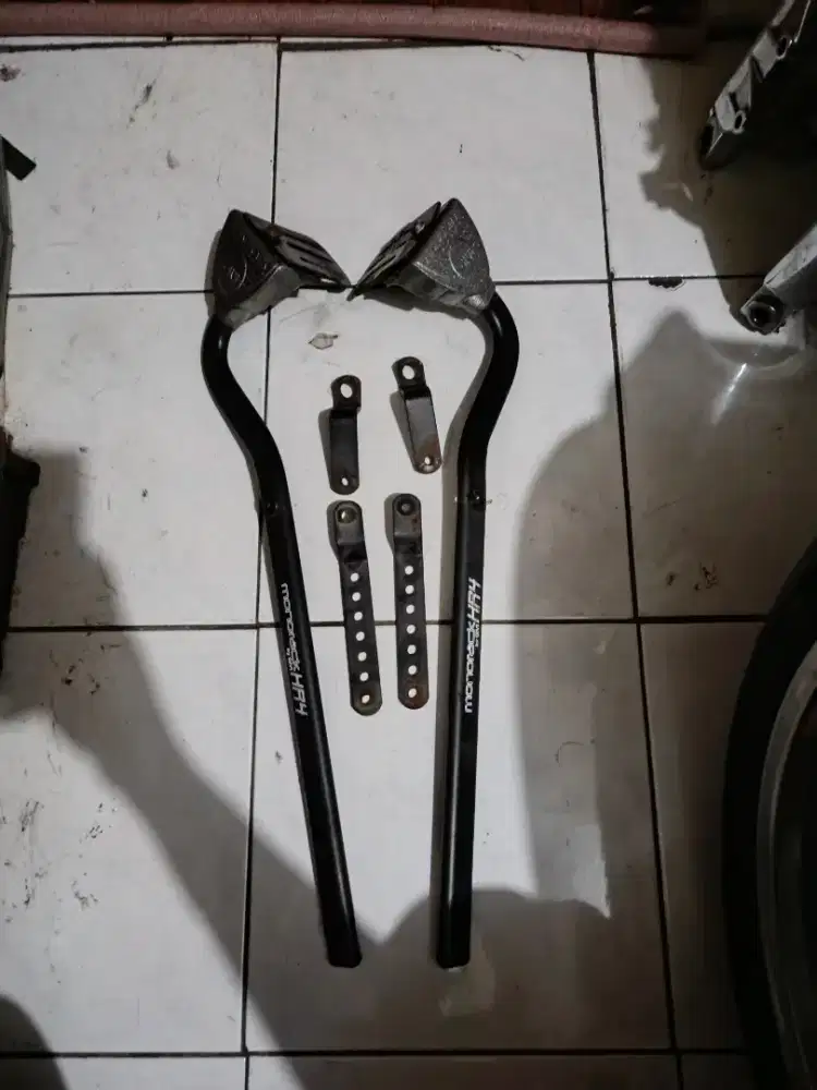 Bracket hr4 Givi universal