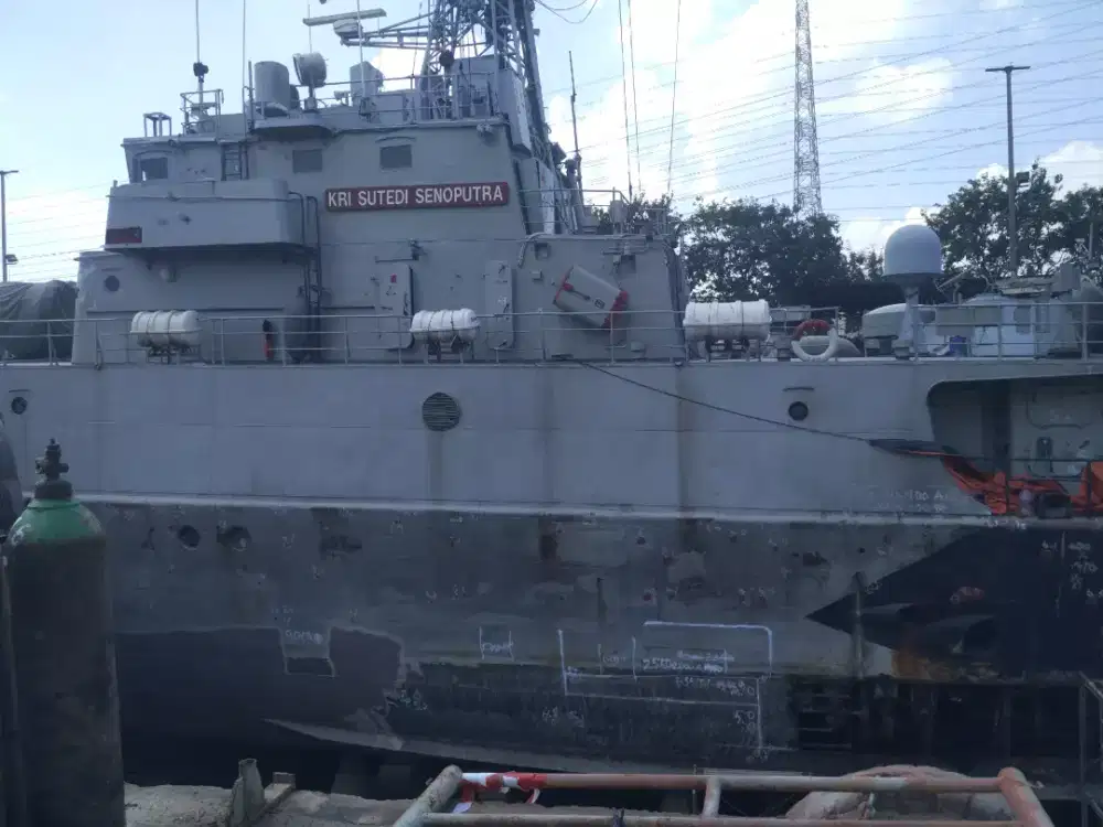 Nyari kerja apa ajh asal halal