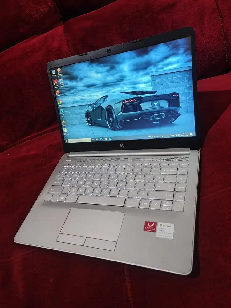 Laptop Hp 14s AMD A4-9125 4GB 1TB Layar 14 Keyboard Backlite Normal
