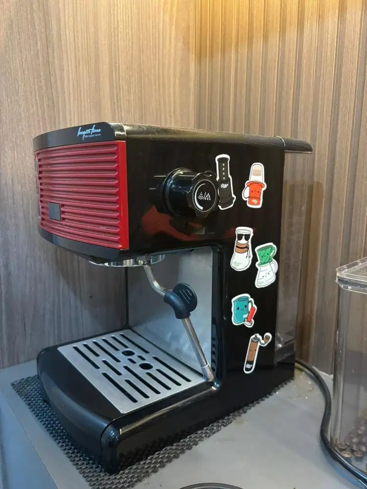 Mesin kopi ferrati fero FCM 3601 dan grinder HL 600N