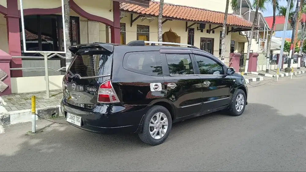 Grand Livina XV manual original