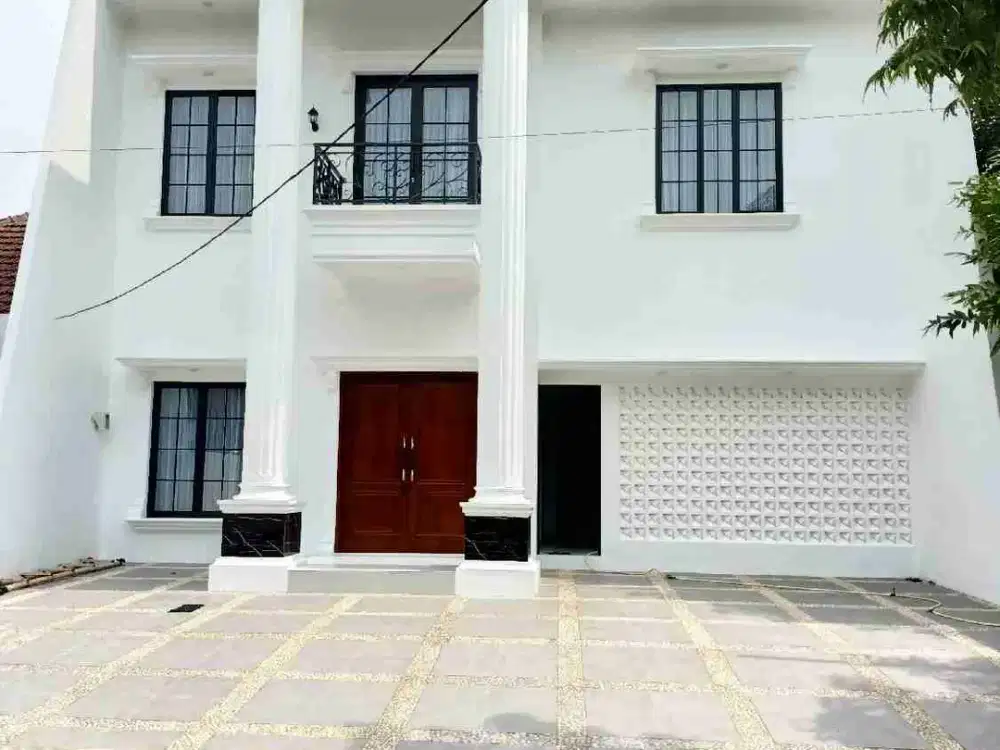 Rumah baru semi purnish view gunung + kolam renang cluster Sentul city Bogor