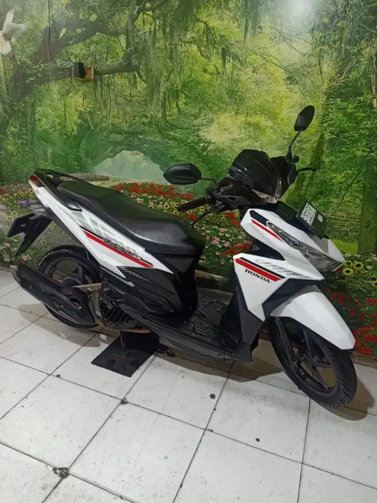 Honda Vario 125 CBS ISS th 2017 original istimewa gress