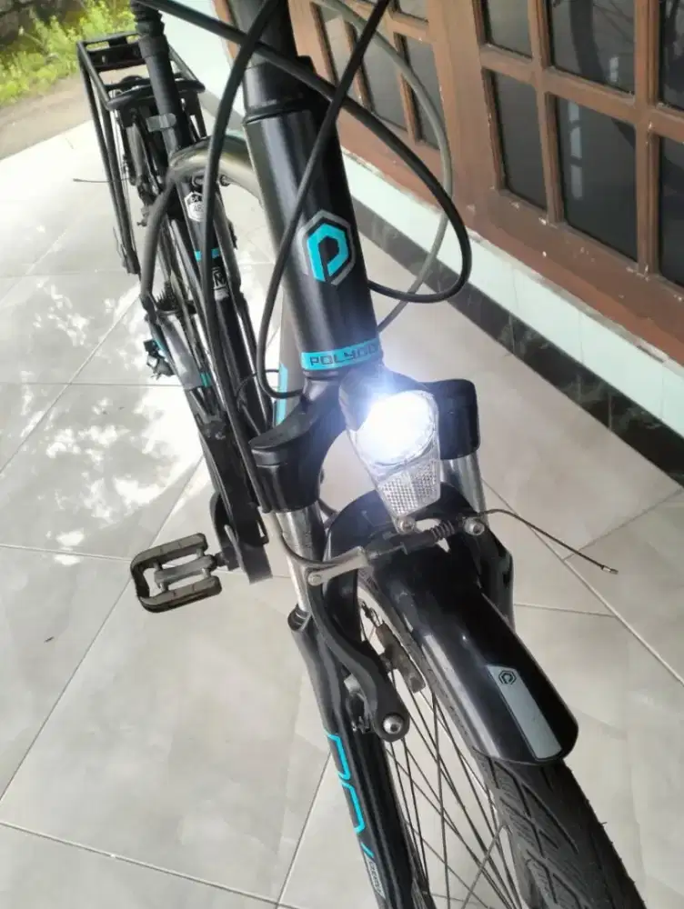 Sepeda Touring Polygon Sierra Deluxe Sport DS Gent