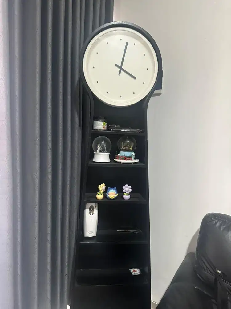Dijual rak pajangan jam IKEA ukuran 180×55×20 cm