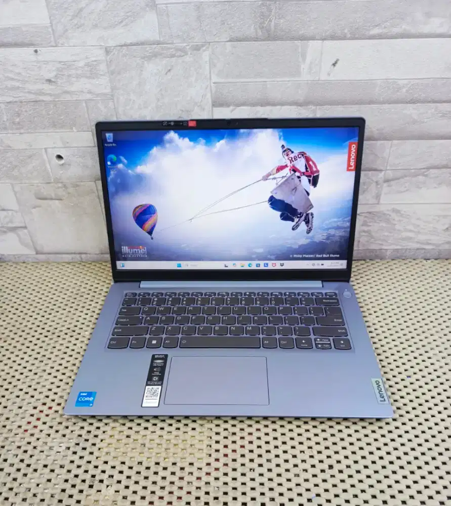 Laptop second lenovo like new fullset i3 gen 12