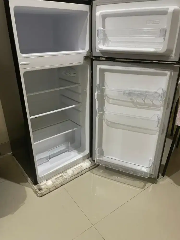 Kulkas Changcong 2 pintu second