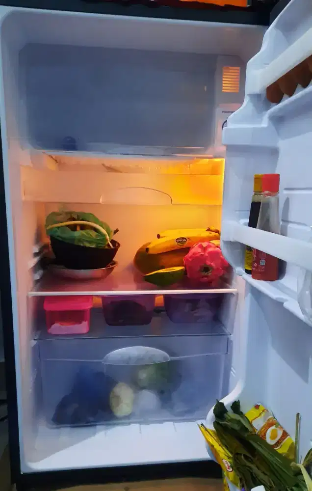 Kulkas 1 Pintu Sharp Like New