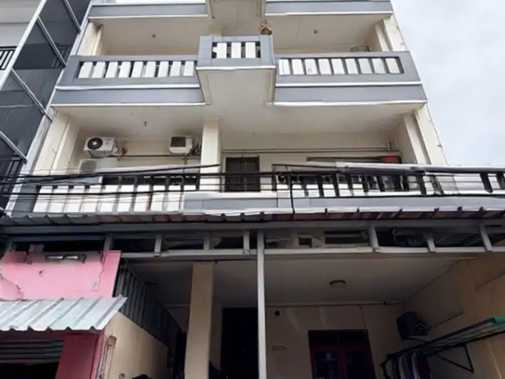 Dijual Kontrakan Aktif 3 Lantai di Komplek Walikota LT 8 x 15 – Bangunan Kokoh dan Potensi Income Besar