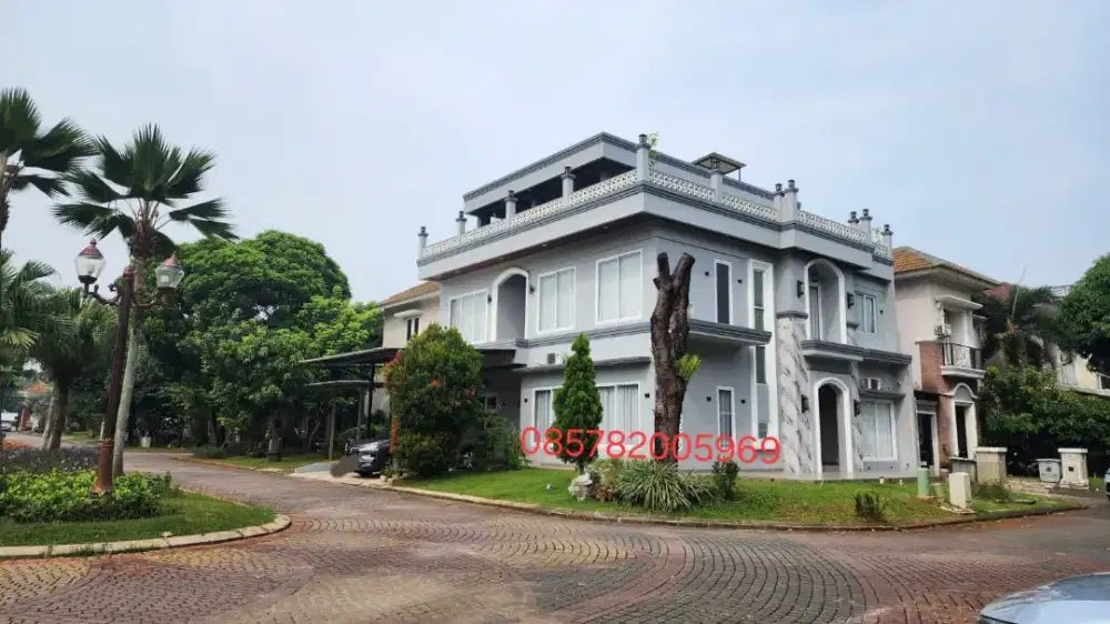 Rumah Bagus 3Lantai Jalan Utama Cluster Crystal Gading Serpong