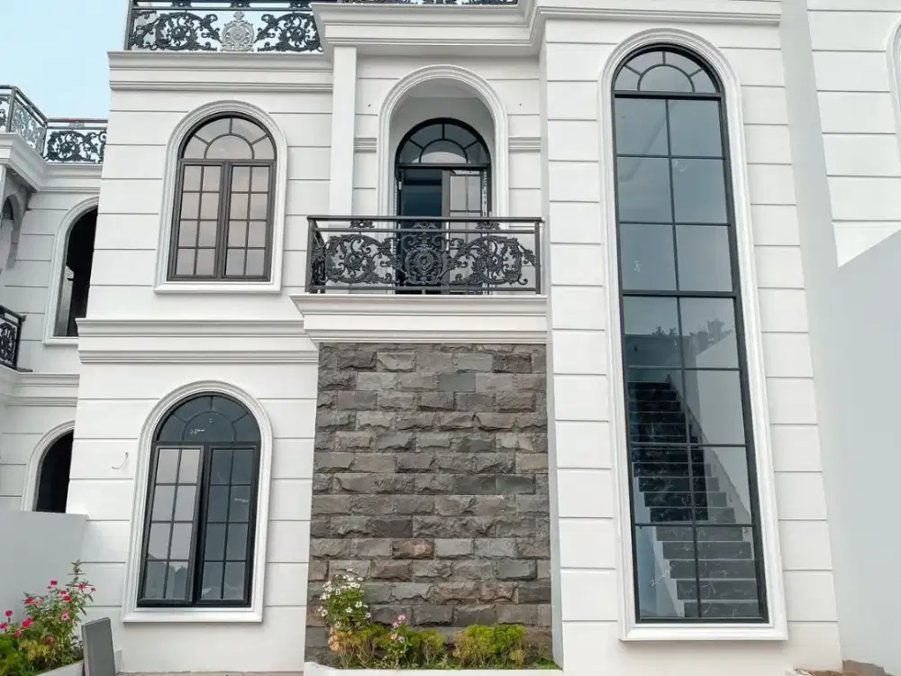 Hidden Gem! Rumah Classic Eropa di Cibubur, Harga Terbaik Sekarang
