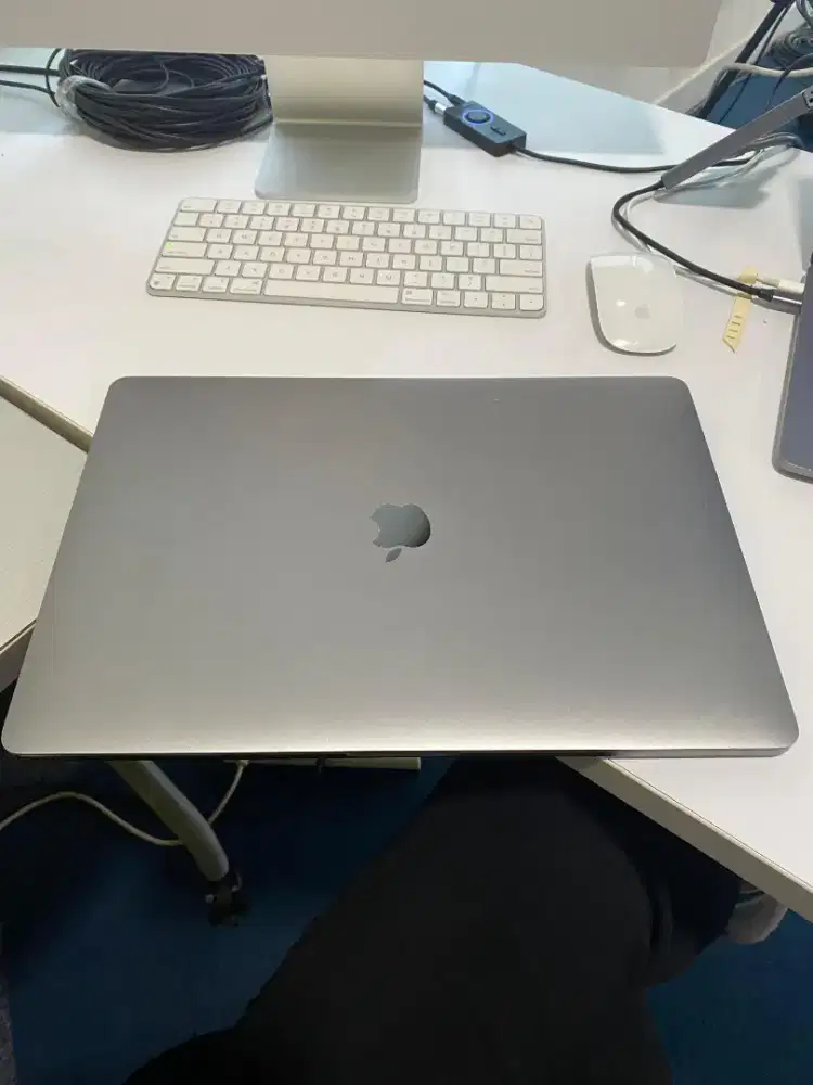 Macbook pro 2019 mulus