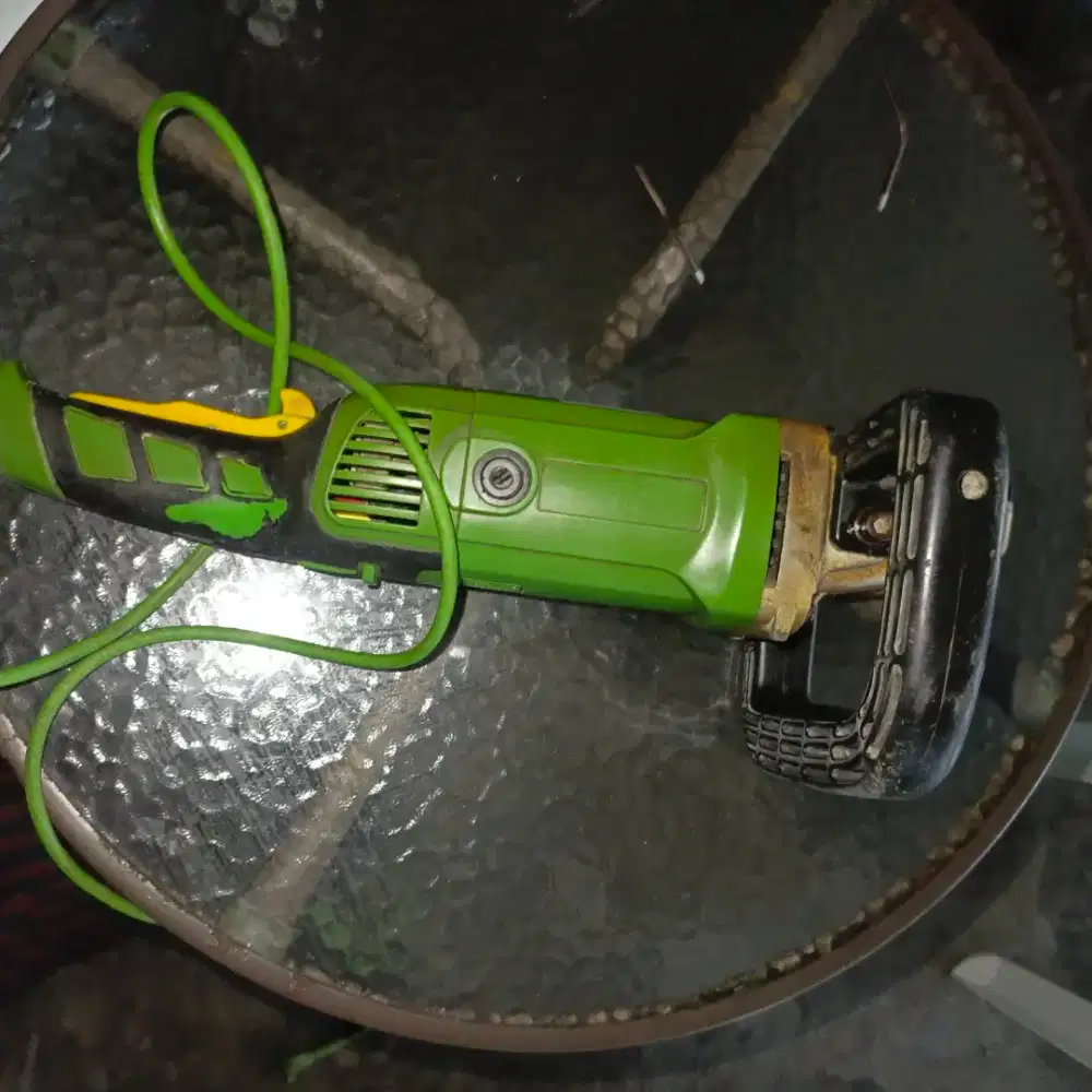 Mesin poles mobil RYU