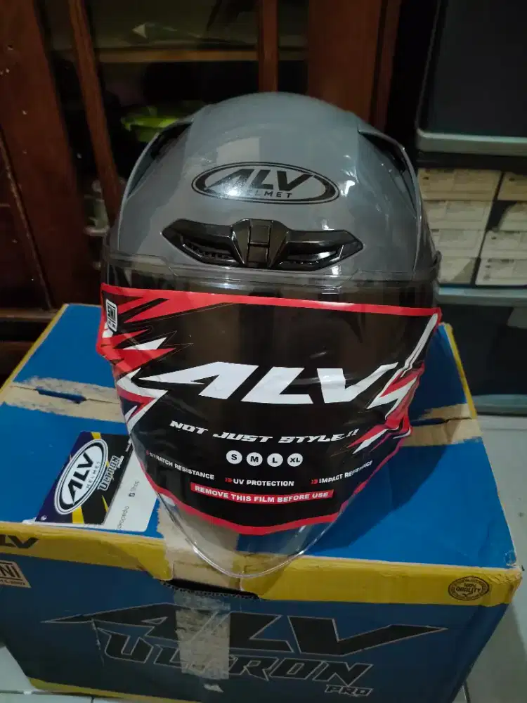Helm Alv ultron pro & Dj maru couple