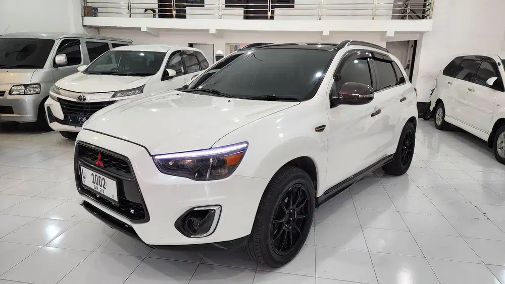 Mitsubishi Outlander Sport 2.0 PX Automatic 2015 Low KM