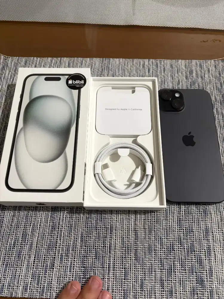 Iphone 15 128 Hitam Garansi Blibli