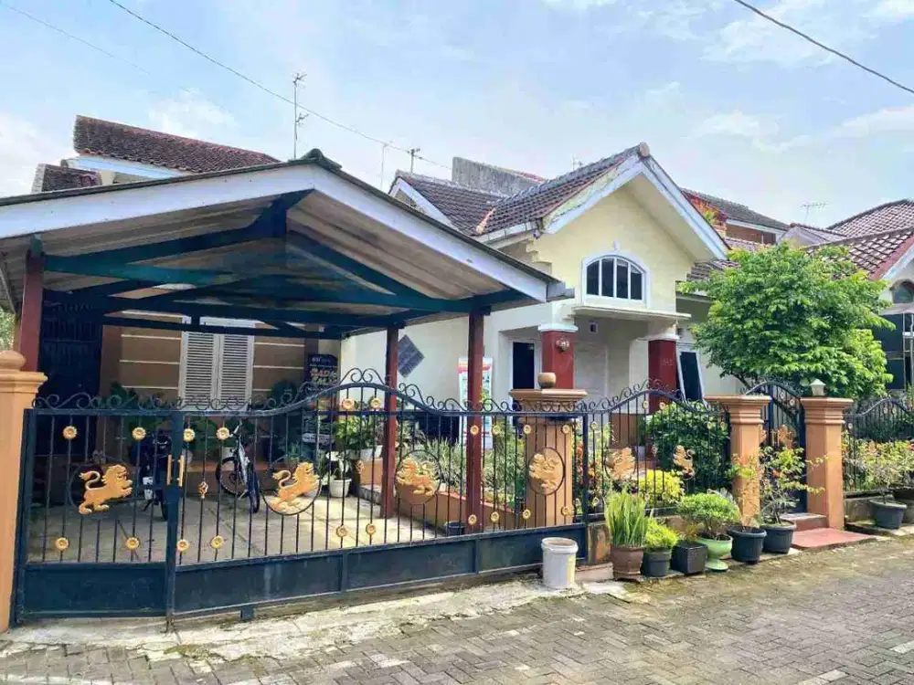 Dijual Rumah Hook Tengah Kota Perum Purwokencana