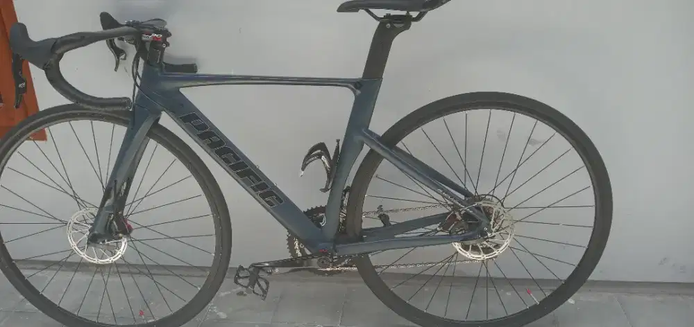 Sepeda  Roadbike Pacific Paradox R5