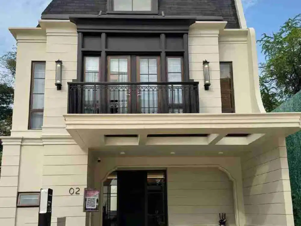 DIJUAL RUMAH CASA DE LAGO ALLEGRA DI LIPPO CIKARANG BEKASI