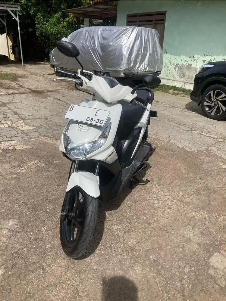 BeaT Karbu Putih 2010 KM rendah