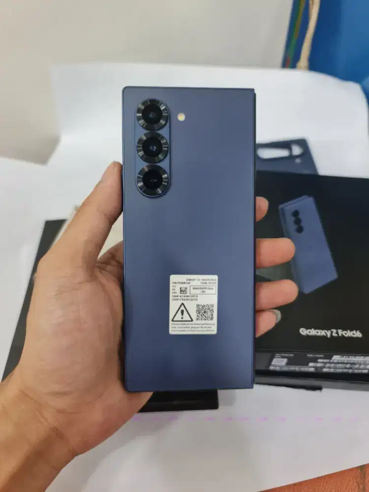 Samsung Z Fold 6 12/512GB Navy Blue Sein mulus