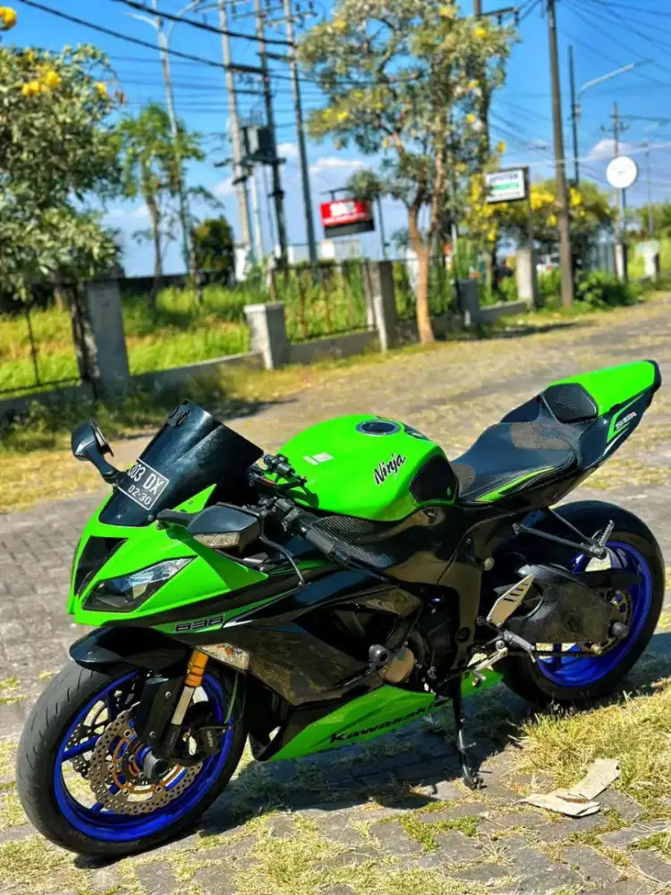 KAWASAKI ZX636 green