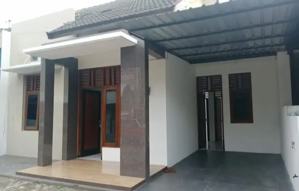 Disewakan Rumah Bagus lokasi Kwarasan, Solo Baru