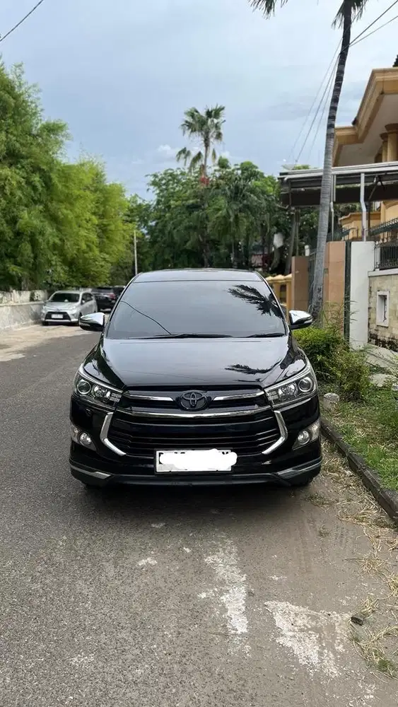 Innova Venturer Diesel 2017