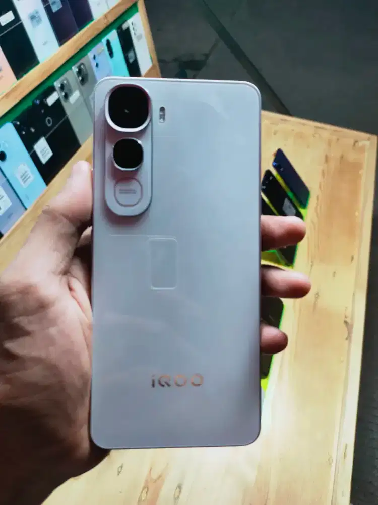 IQOO Z 10 lite RAM 8+8 256 fullset