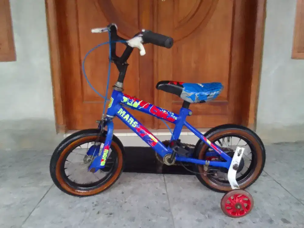 Sepeda anak 12,untuk usia 3/4 tahun