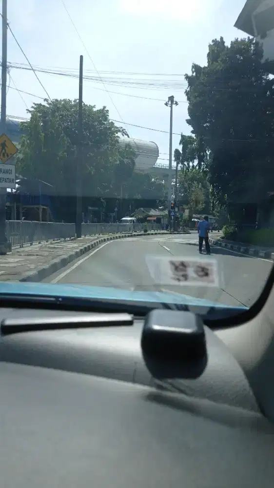 Lowongan pengemudi / sopir pria & wanita