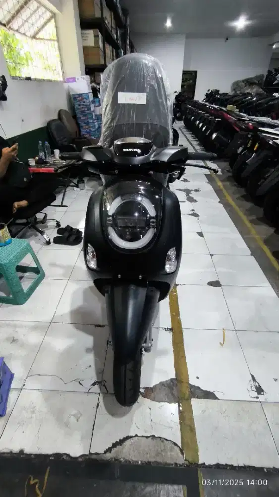 Honda scoopy prestige