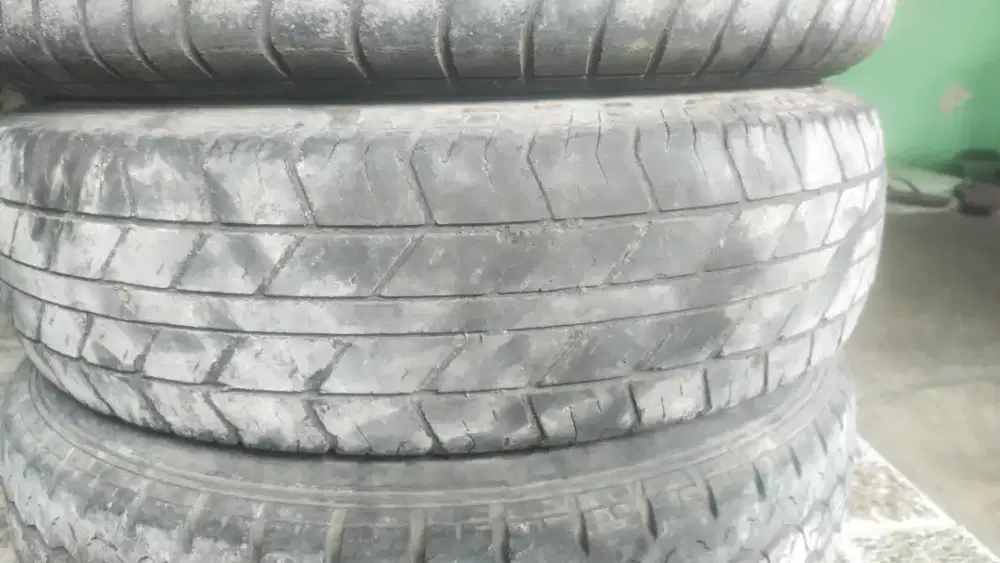 4 Ban Mobil R13 Bridgestone GTR Murah Mantaab Joss