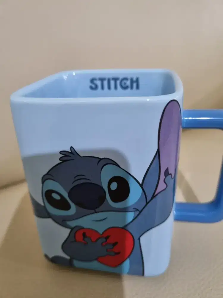 Mug gambar stitch