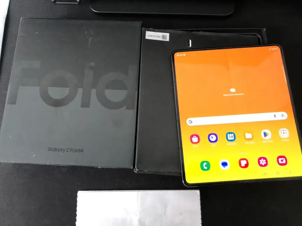 Samsung Z Fold 4 512GB resmi sein indonesia