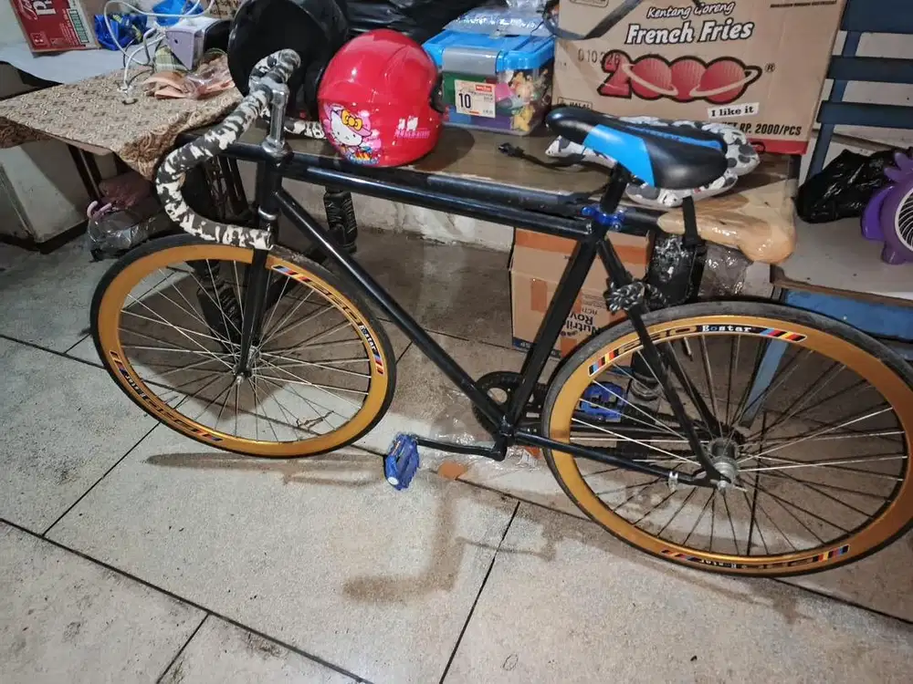 SEPEDA FIXIE (FIXED GEAR)