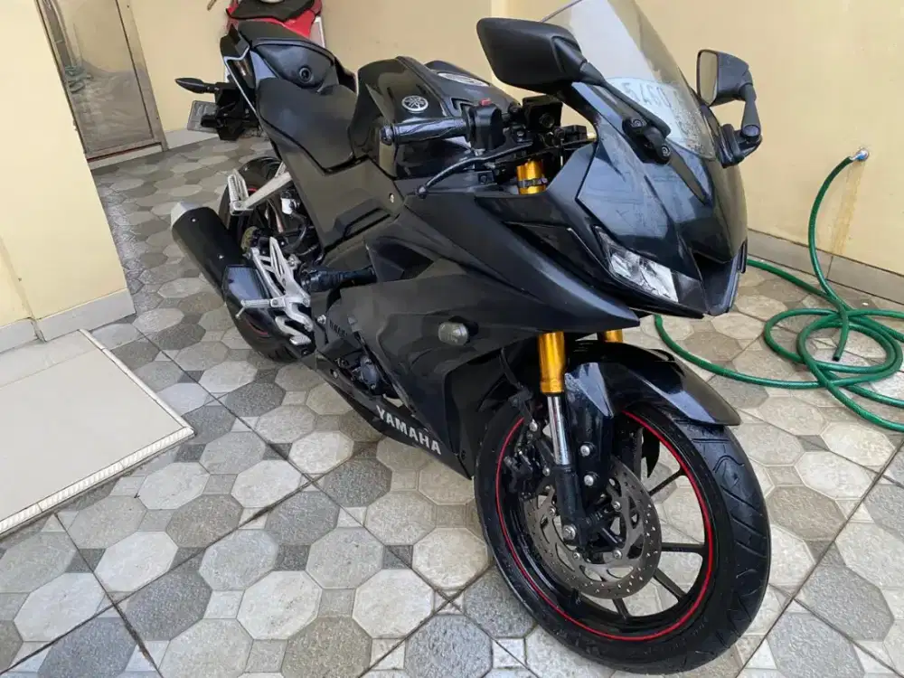 R15 V3 2019 KM 7000 surat lengkap