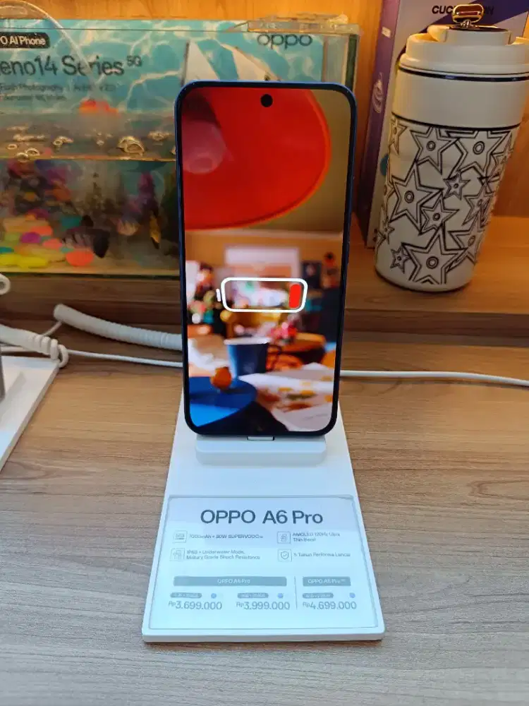Oppo A6 Pro
Cicilan mulai dari 500 ribuan aja ..