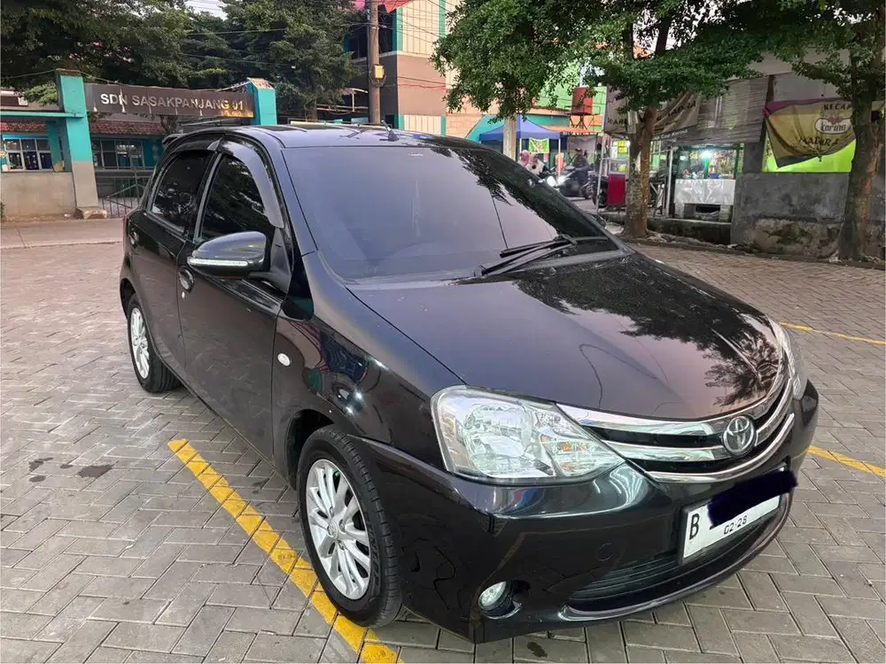Toyota Etios Valco 2014 Bensin