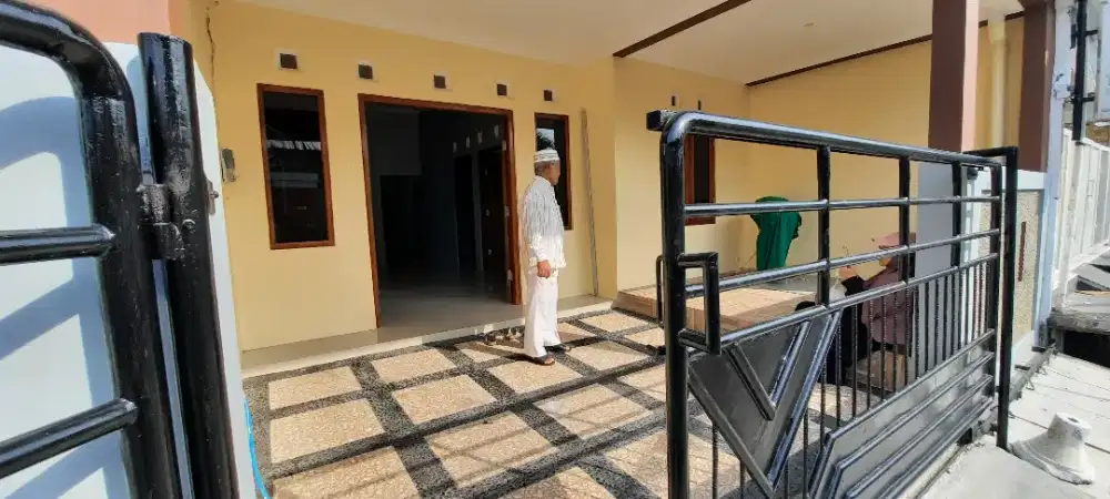 Disewakan Rumah  cocok untuk pegawai mutasi ke Semarang