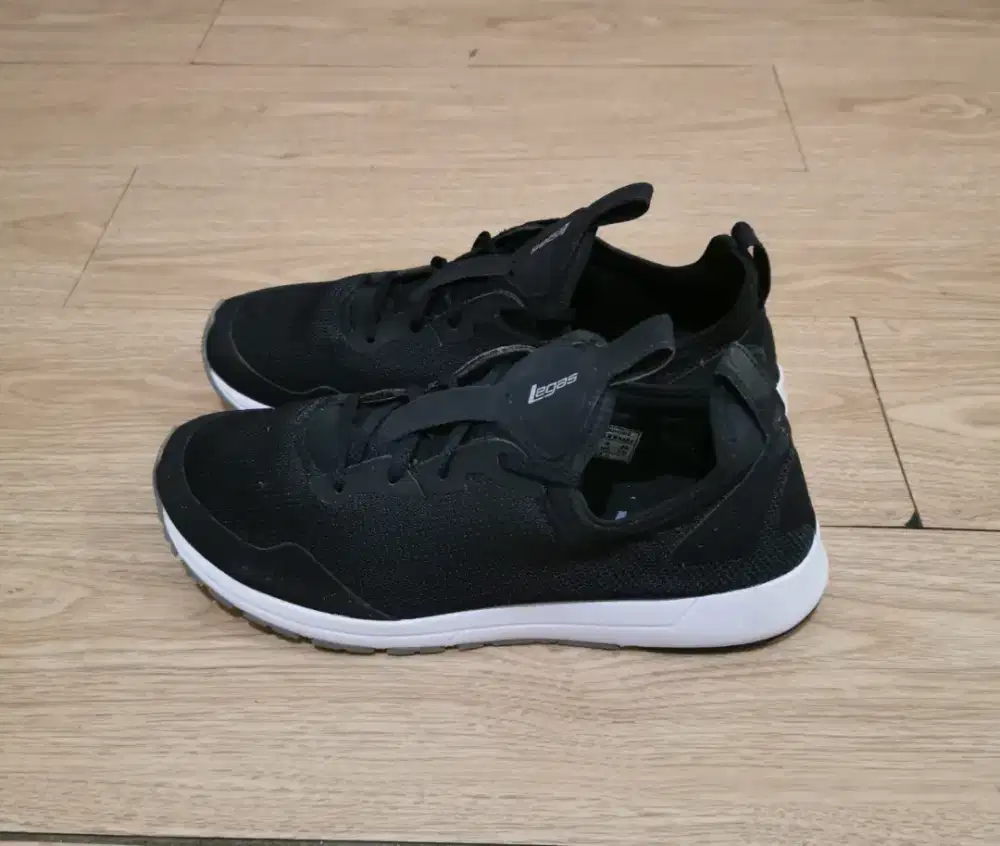 Sepatu Legas Like New