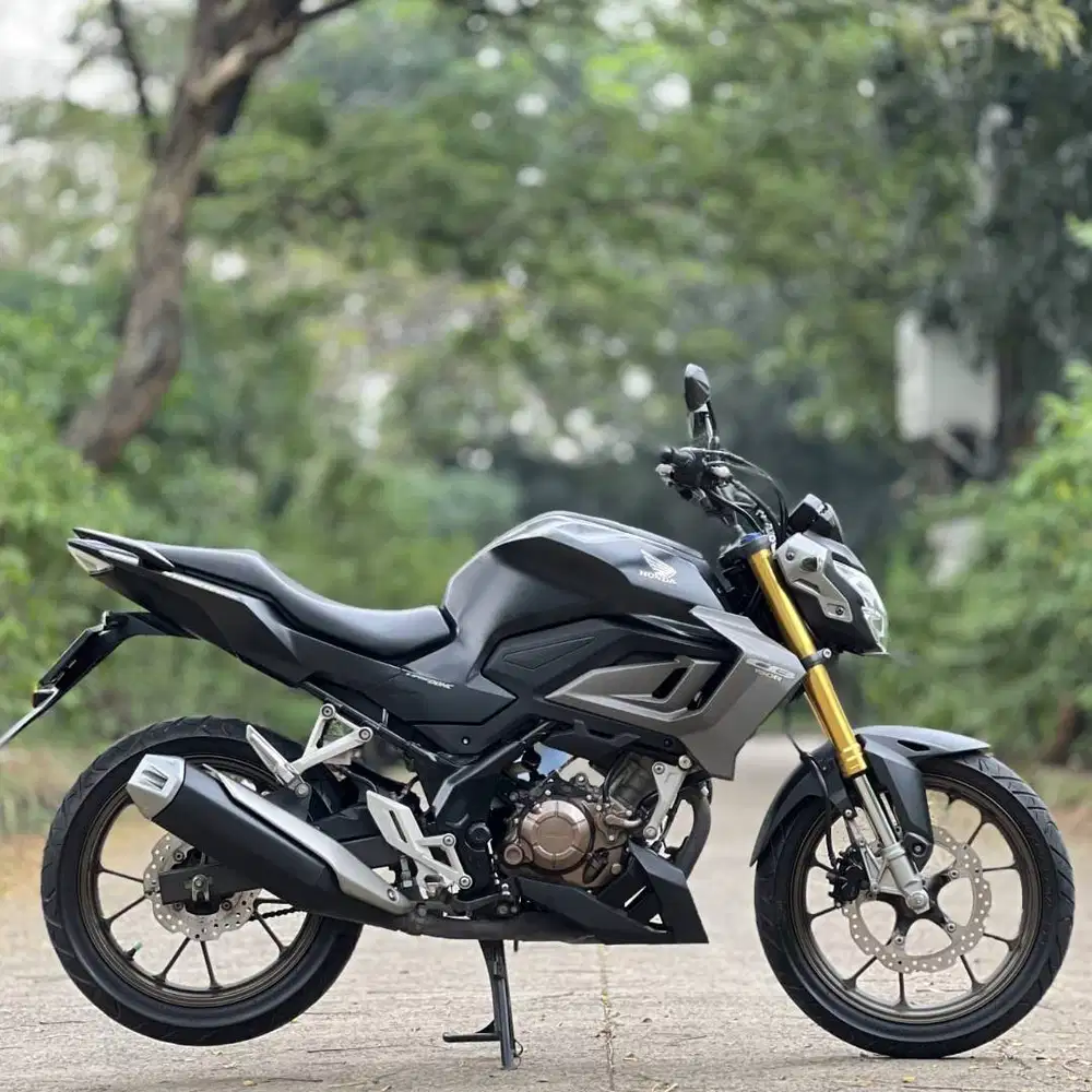 HONDA NEW CB 150R BLACK 2022 KM RENDAH PAJAK PANJANG TINGGAL GAS