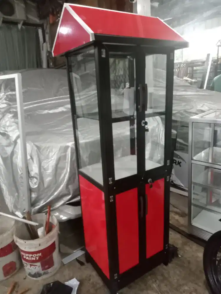 Etalase bensin/cod/baru.