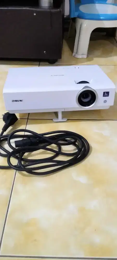 Proyektor Sony dx131