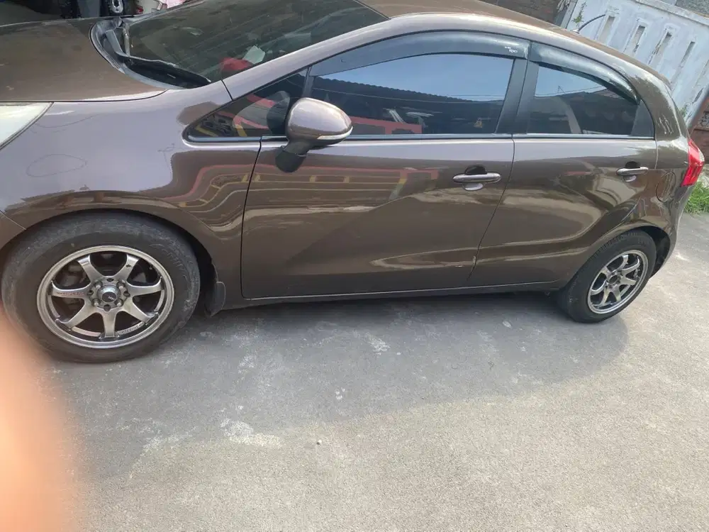 Kia Rio 2012 Bensin